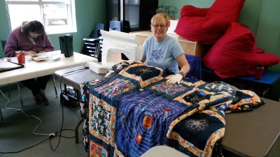2017-04-10 Daniel's Space Quilt is finished