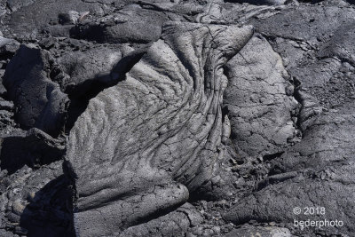 uplifted pahoehoe crust