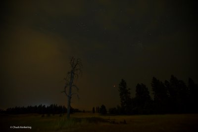 night_photo_shhowing_Mars.jpg