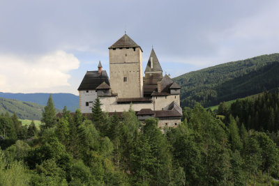 Mautendorf castle