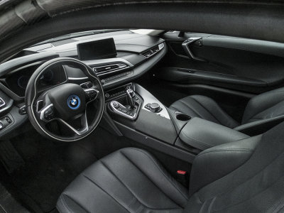 BMW I8 control