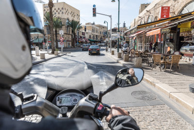 En scooter  Yafo - 8527