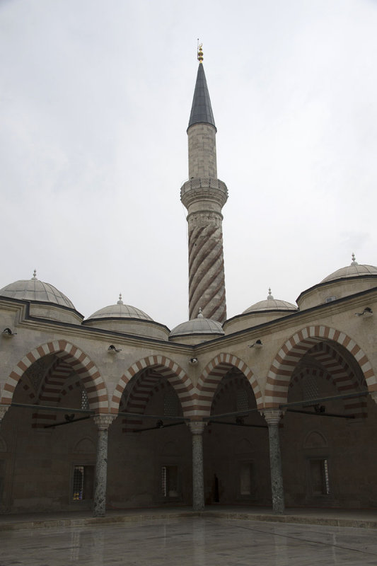 Edirne Uc Serefeli Mosque march 2017 2993.jpg