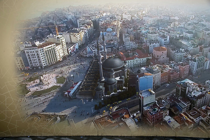 Istanbul Taksim Mosque site march 2017 2656.jpg