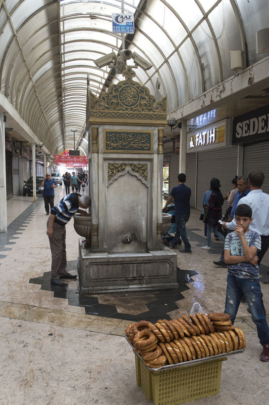 Kayseri Covered Bazar 2017 5067.jpg