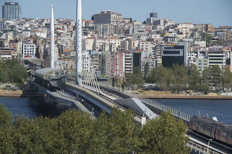Istanbul Golden Horn Views 2017 4970.jpg