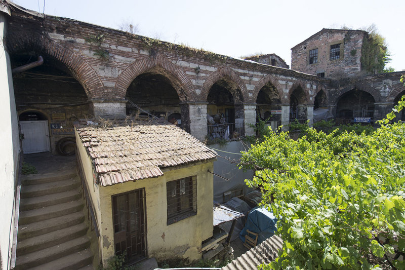 Istanbul Kursunlu Han june 2018 6795.jpg