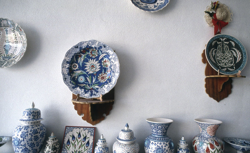 Kutahya Iznik Cini 94 132.jpg