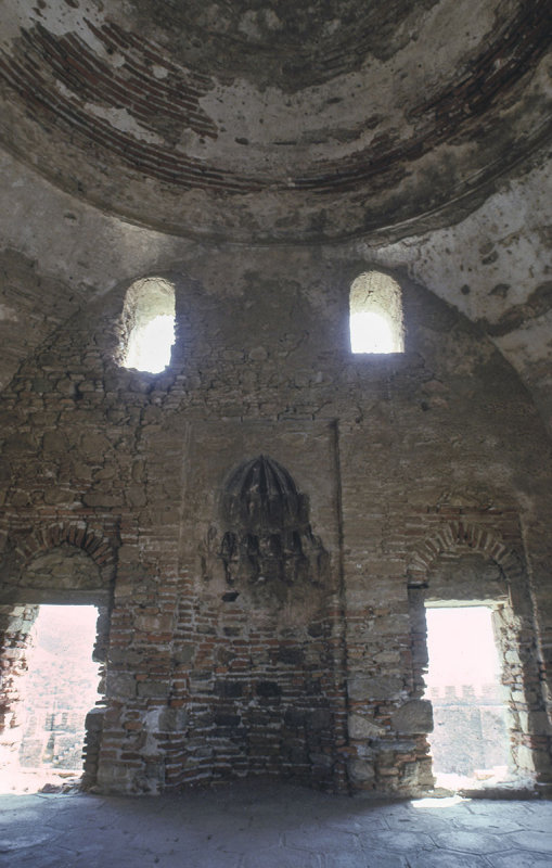 Selcuk Castle 92 017.jpg