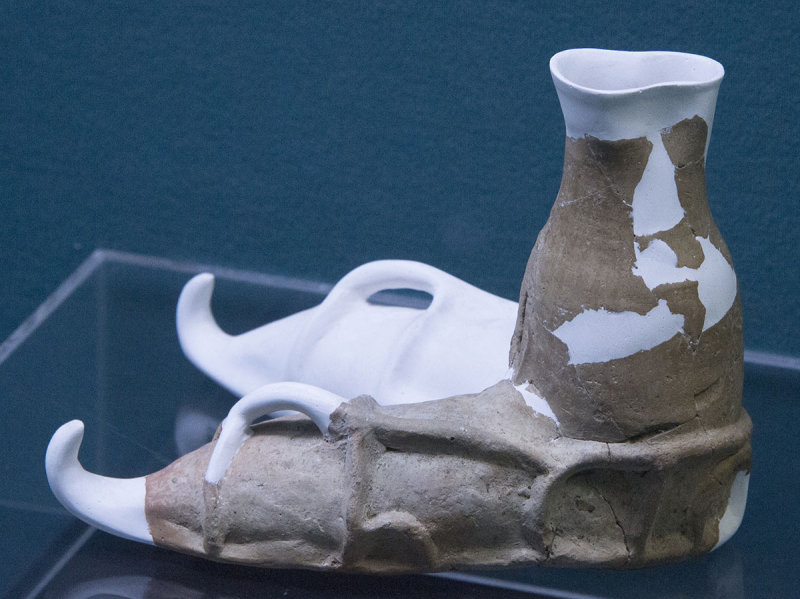 Kutahya archaeological museum october 2018 8899.jpg