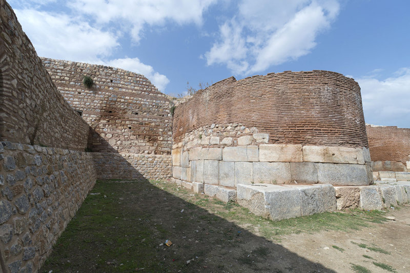 Iznik Wall East side at Lefke Gate october 2018 8259.jpg