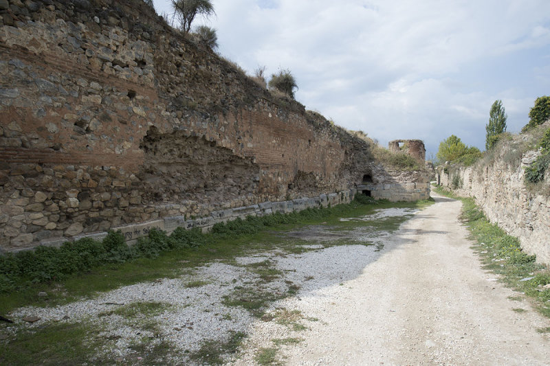 Iznik Wall from Lefke Gate to Istanbul Gate october 2018 8278.jpg