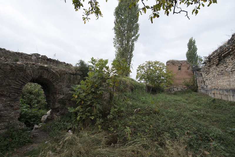 Iznik Wall from Sarayi Gate october 2018 8201.jpg