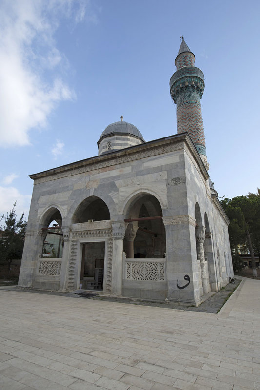 Iznik Green Mosque october 2018 8301.jpg