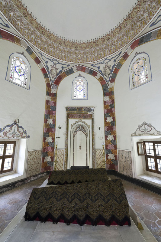 Bursa Muradiye complex Huma Hatun Turbesi october 2018 7896.jpg