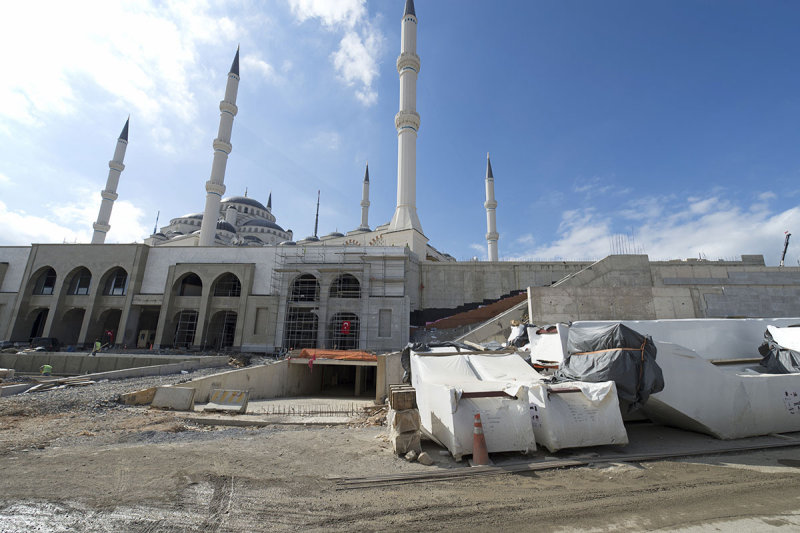 Istanbul Camlica Mosque october 2018 7453.jpg
