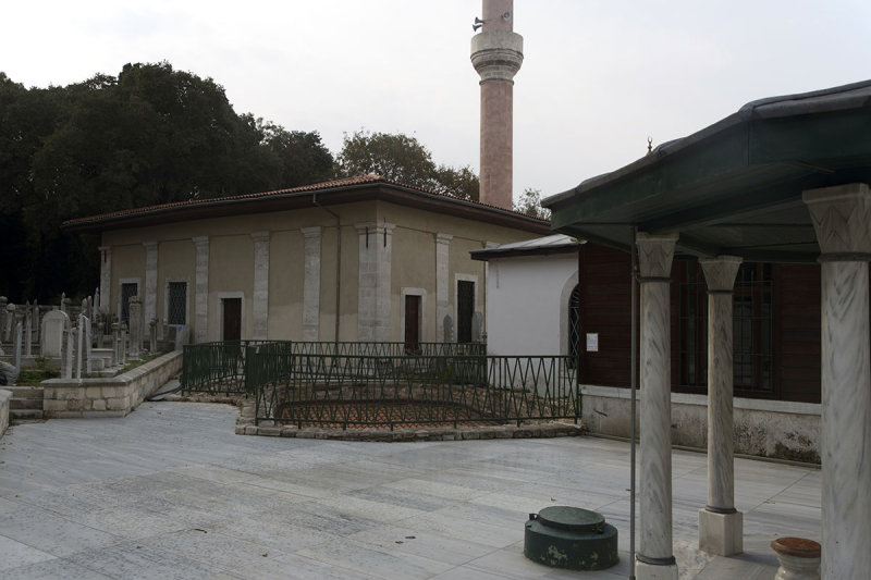 Istanbul at Merkez Efendi Mosque october 2018 9170.jpg