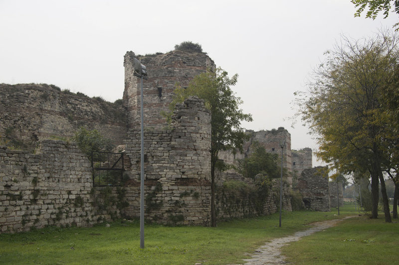 Istanbul Wall south of Topkapi Gate october 2018 9161.jpg