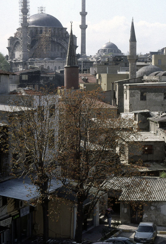 Istanbul Han Roof 045.jpg