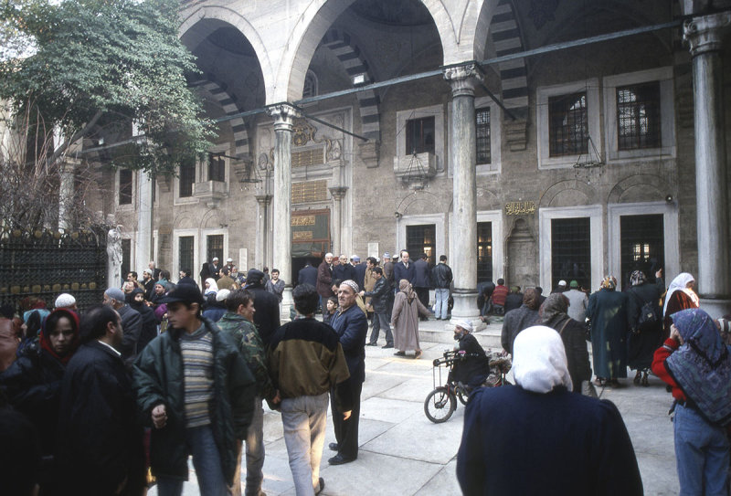 Istanbul Eyup 93 093.jpg