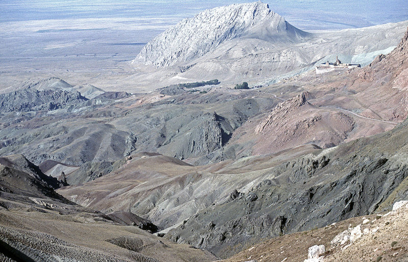 Doğubeyazit landscape 2b