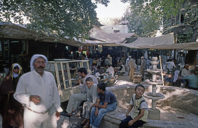 Urfa street scene 11.jpg
