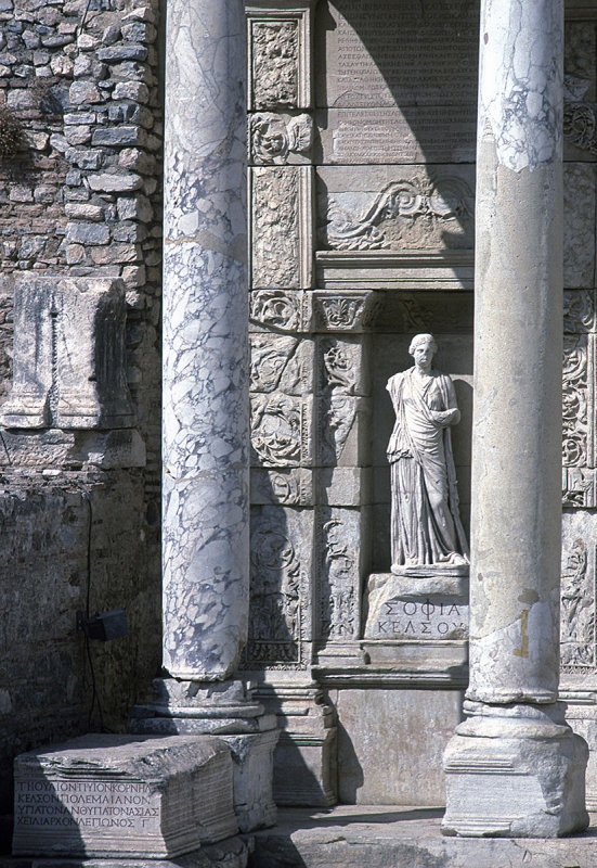 Efes Celsus library