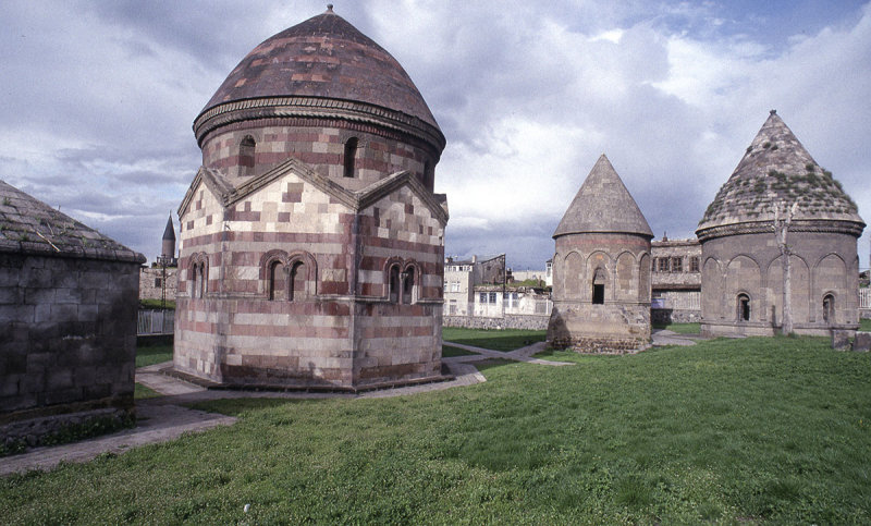 Uc kumbetler Erzurum