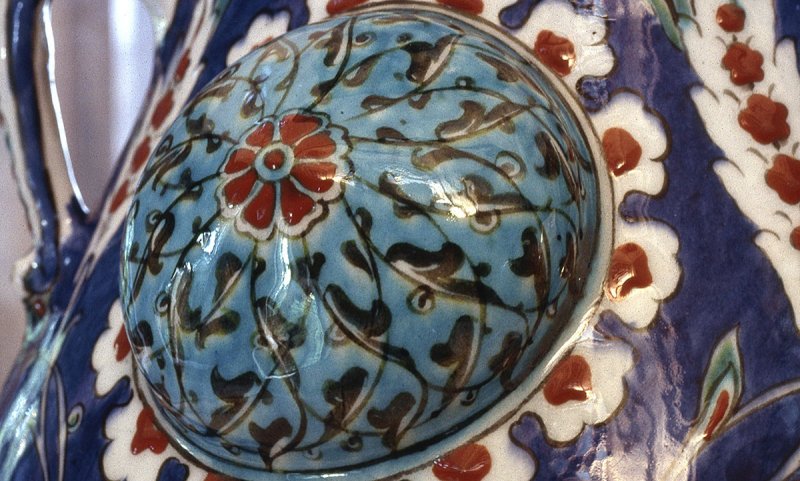 Mosque lamp in polychrome detail