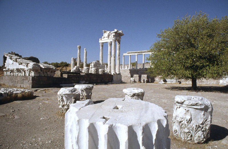 Bergama Pergamon Trajan temple