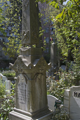 Istanbul Protestant Cemetery march 2017 3663.jpg