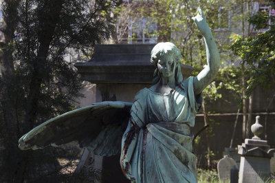 Istanbul Protestant Cemetery march 2017 3678.jpg