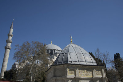 Istanbul Suleymaniye Mosque march 2017 3595.jpg