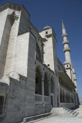 Istanbul Suleymaniye Mosque march 2017 3610.jpg