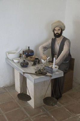 Edirne Medical museum march 2017 3091.jpg