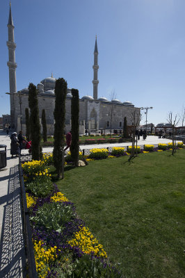 Istanbul Fatih Mosque march 2017 2502.jpg