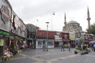 Kayseri Covered Bazar entrance 2017 5071.jpg