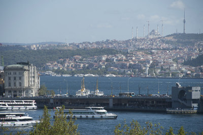 Istanbul Golden Horn Views 2017 4945.jpg