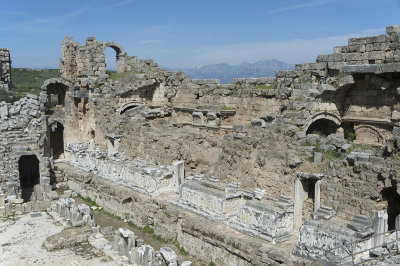 Perge theatre march 2018 6057.jpg