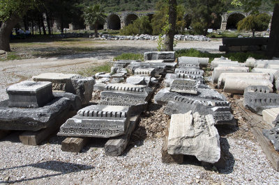Perge Parts of the Oval space from 2017 march 2018 5884.jpg