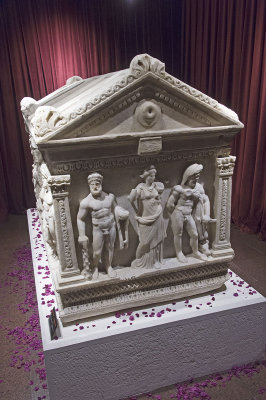 Antalya museum Sarcophagus of Hercules march 2018 5872.jpg