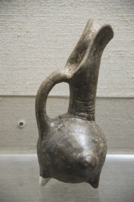 Antalya museum Early Bronze age march 2018 5768.jpg