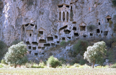 Dalyan Rock Graves 98 037.jpg