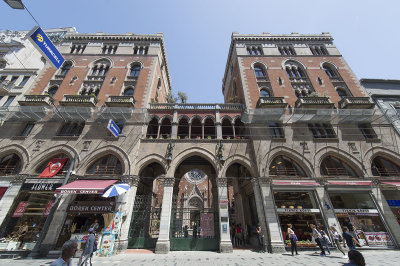 Istanbul Along Istiklal Caddesi Sent Antuan Kilisesi june 2018 6734.jpg