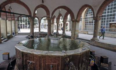 Fountain of Nasrullah complex