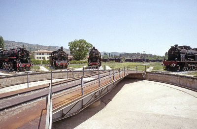 Selcuk Railroad Museum 92 050.jpg