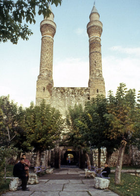 Sivas Cifte Minaret Medrese 97 025.jpg