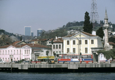 Istanbul Bosporus 96 010.jpg