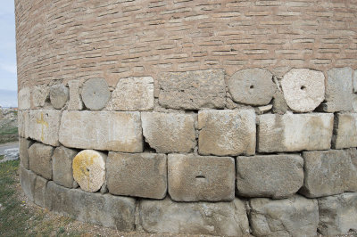 Iznik Wall at Yenisehir Gate october 2018 8224.jpg