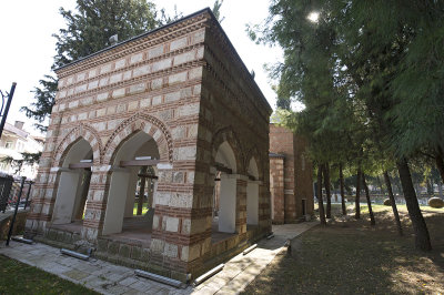 Bursa Muradiye complex Saraylilar Turbesi october 2018 7899.jpg